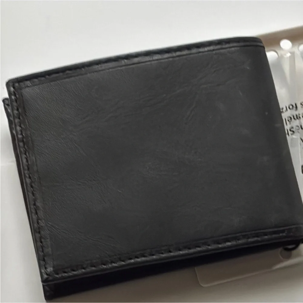 Dickies Classic Black Leather Billfold Wallet